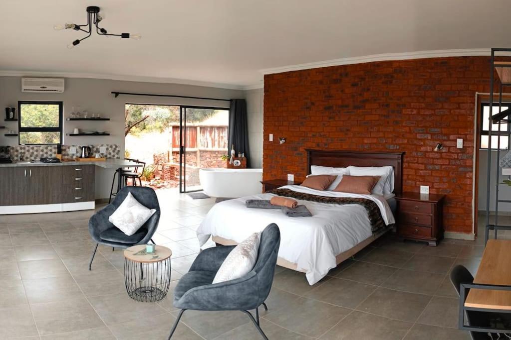 Rocky Road Mountain Lodge Pretoria-Noord Exterior foto