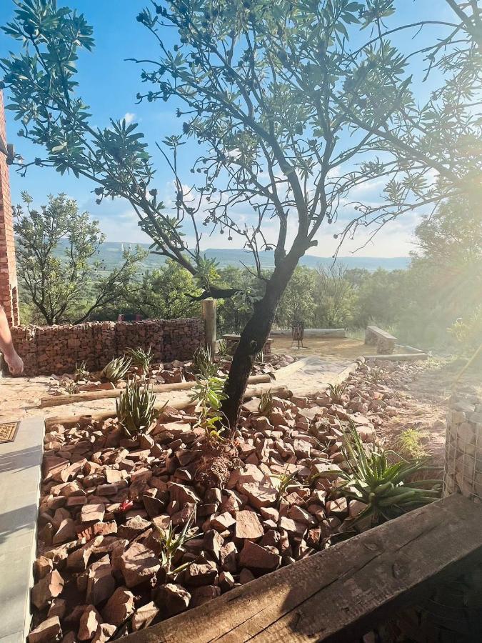 Rocky Road Mountain Lodge Pretoria-Noord Exterior foto